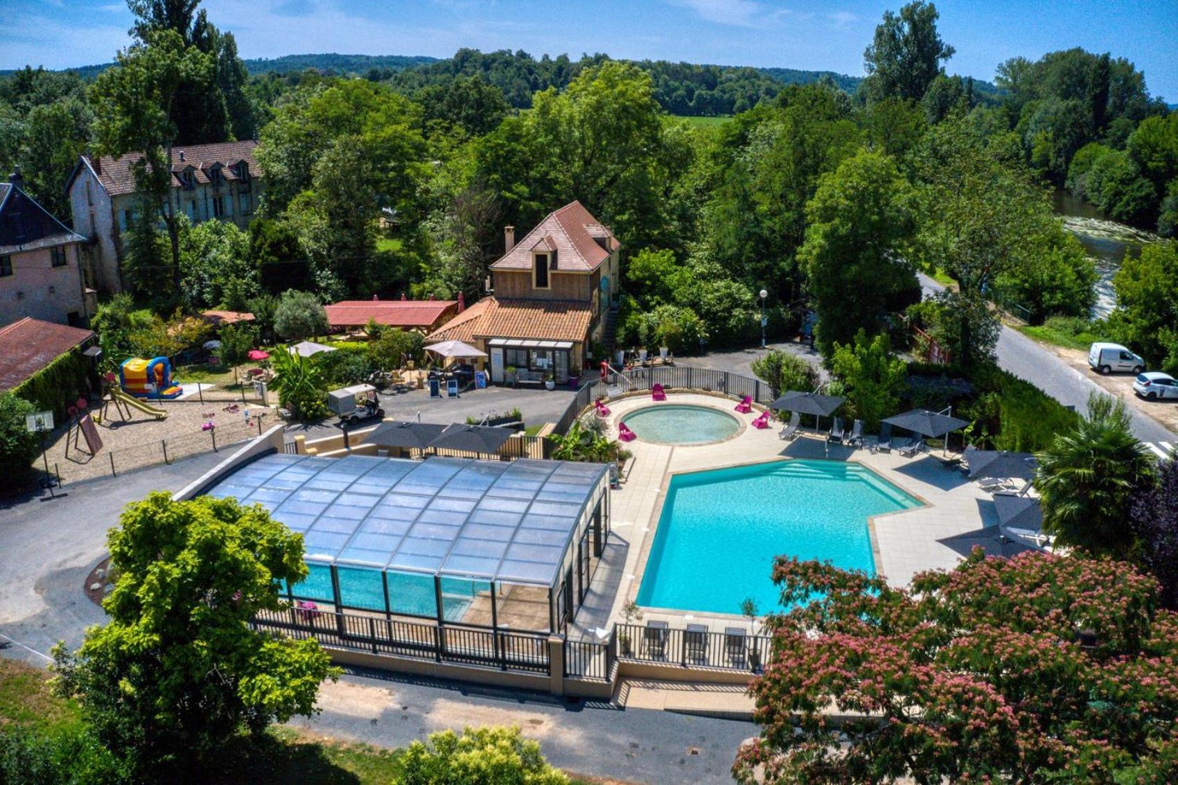 Le Moulin Du Bleufond Hotel Montignac-Lascaux Kültér fotó