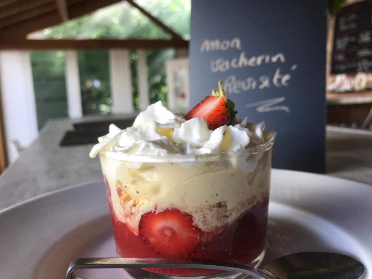 Le Moulin Du Bleufond Hotel Montignac-Lascaux Kültér fotó